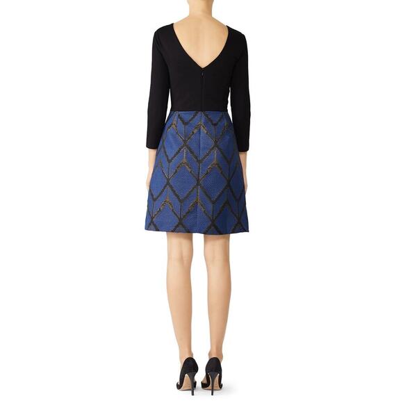 Slate & Willow Women's Blue Metallic Jacquard Crew Neckline Mini Dress Size 8 - Picture 2 of 11